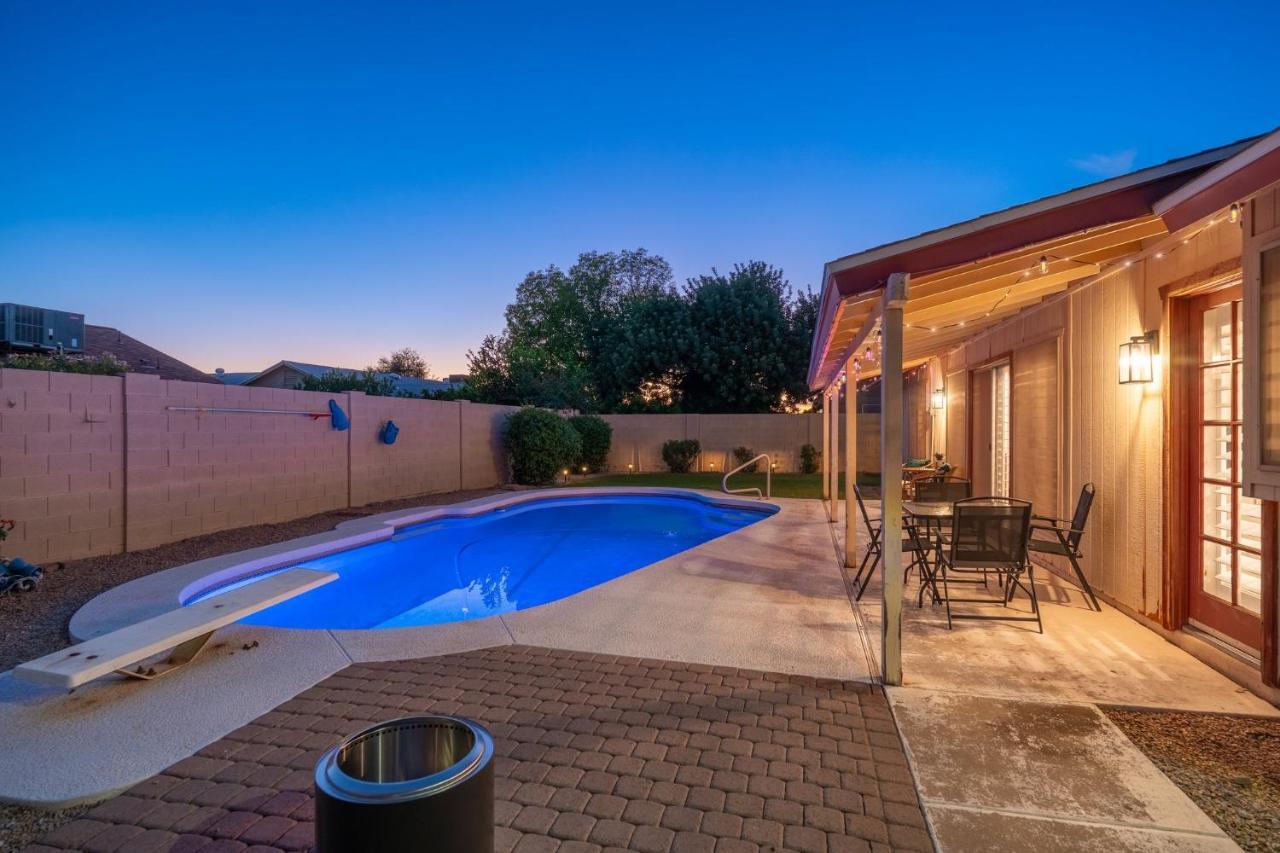 Large Pool With Diving Board, Remodeled 3Bdrm, Near State Farm Stdm And More! Peoria Exterior photo